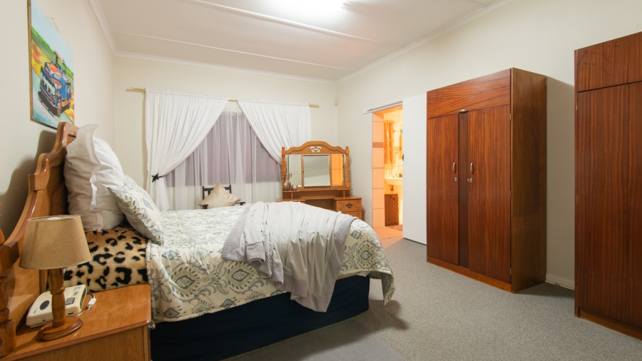 5 Bedroom Property for Sale in Somerset East Eastern Cape